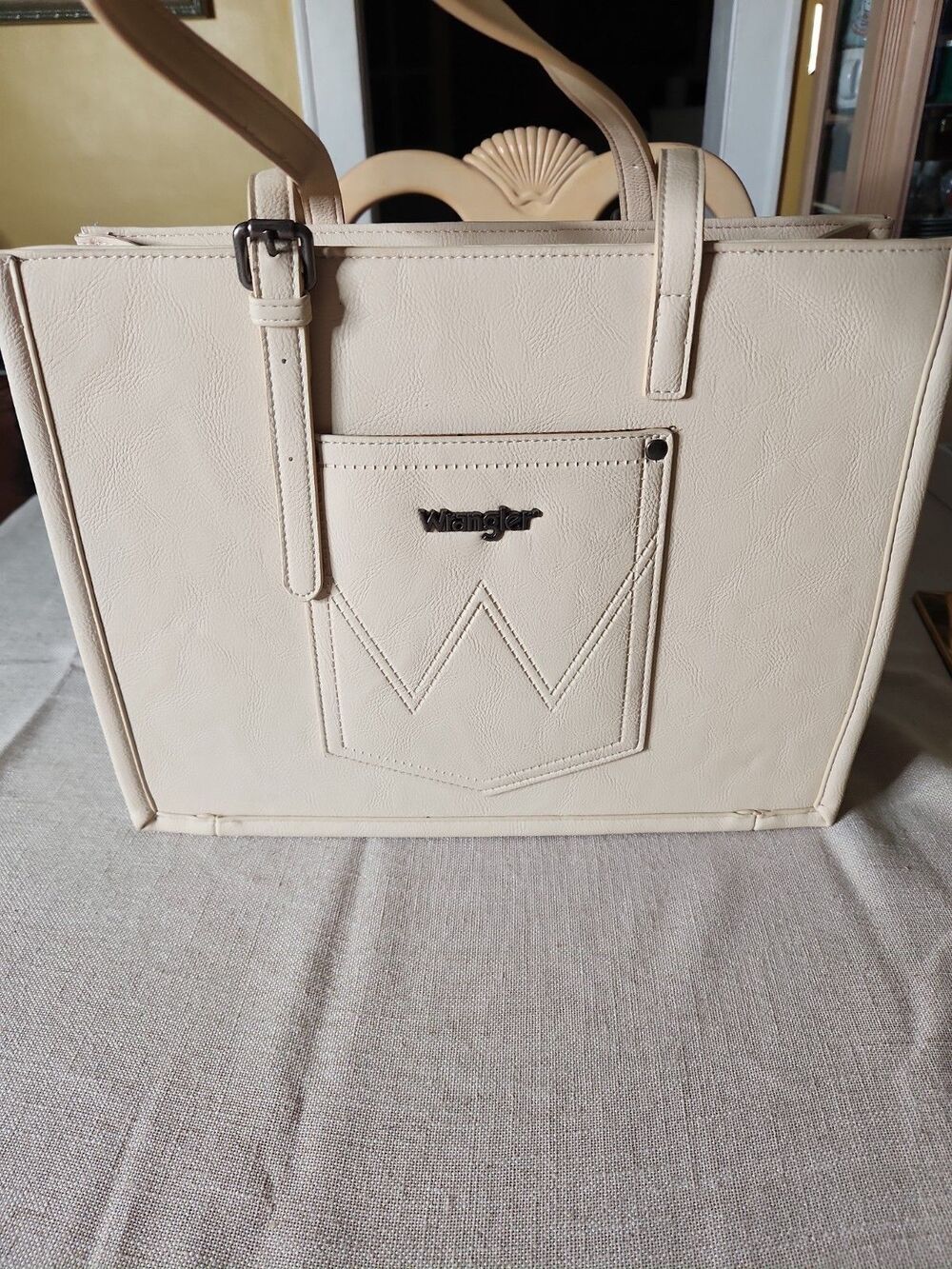 Wrangler Southwestern Aztec Faux Leather Tote Bag - Picture 3 of 7